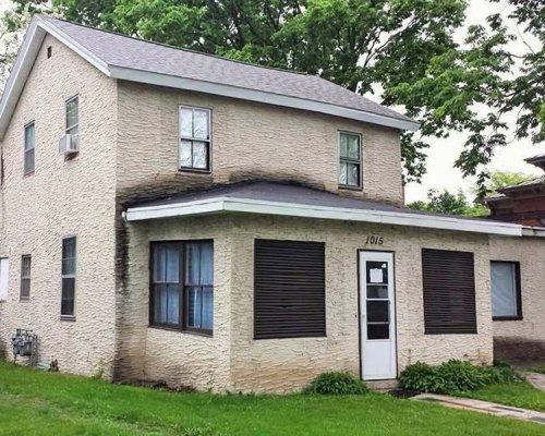 1015 Main Street La Crosse