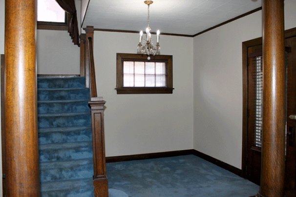 Entry Foyer (Bonus Space Left of Door)