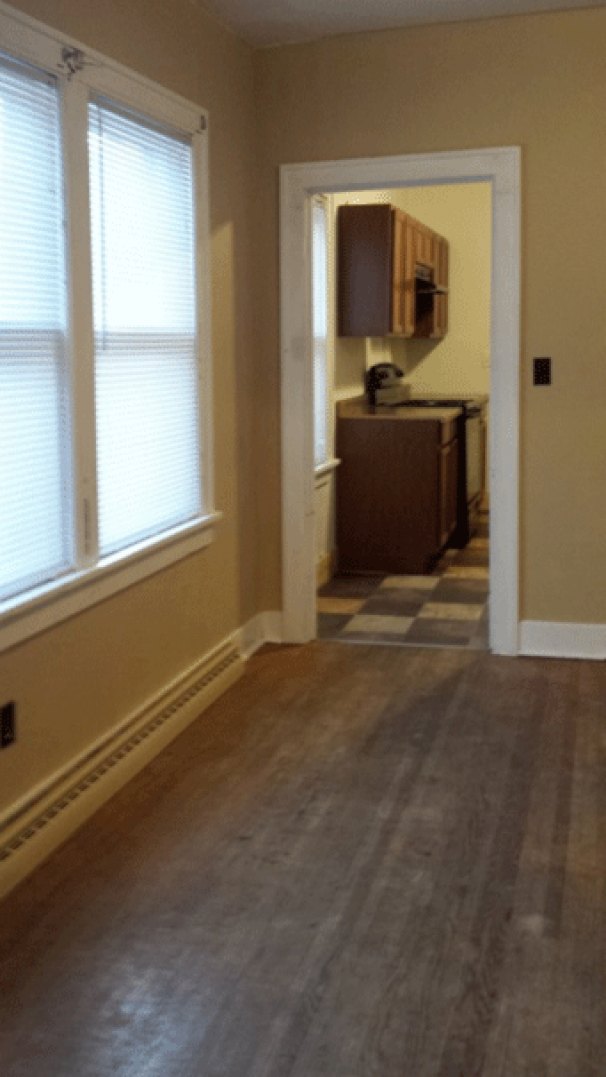 Dining Room to Kitchen