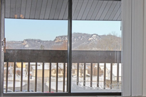 Balcony or Deck (off living room)
