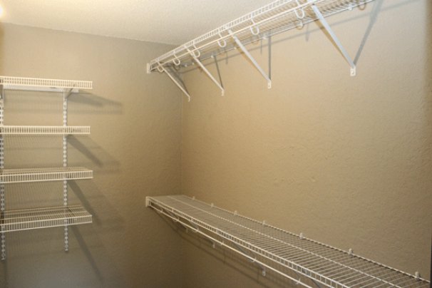 Walk-In Closet Master Option