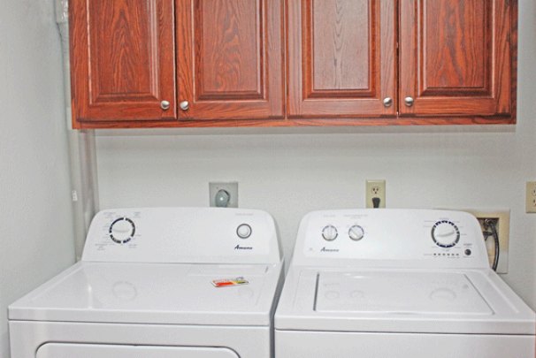 Washer / Dryer in Apartment