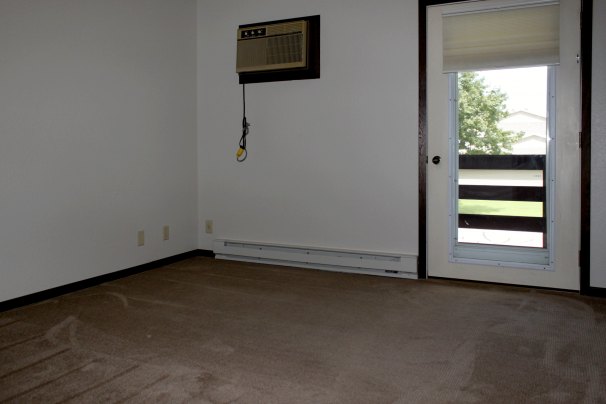 Queen Master Bedroom