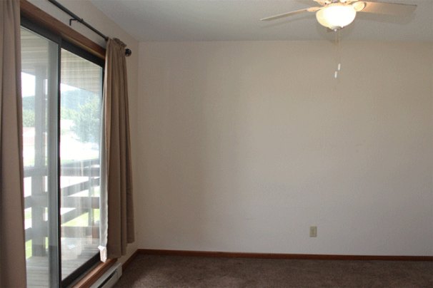 Queen Master Bedroom