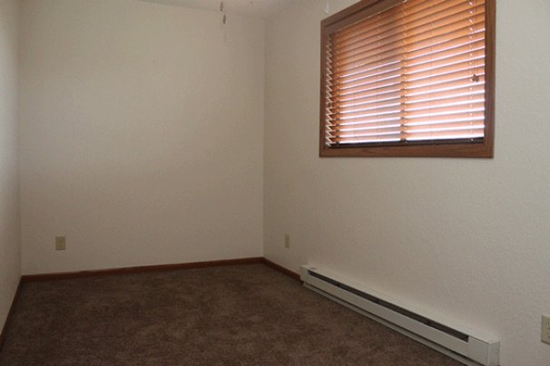 2nd Bedroom or Den / Office