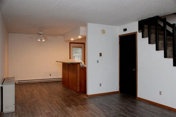 Living Room to Dining & Kitchen Living Room to Dining & Kitchen