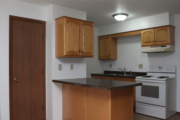 Kitchen with Snack Bar