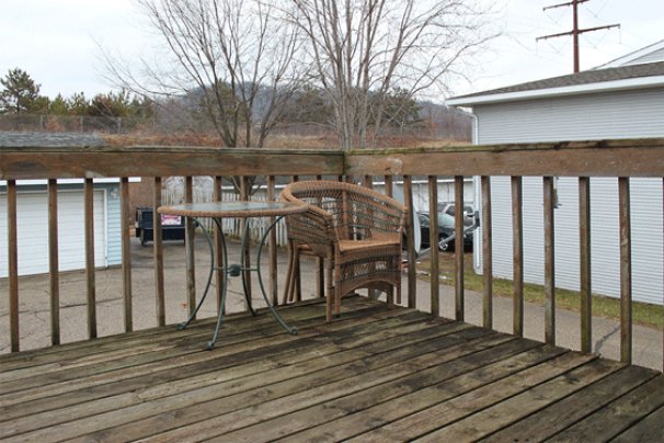 Private Deck
