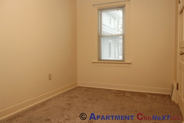 Bedroom 3 (or Den/Office)