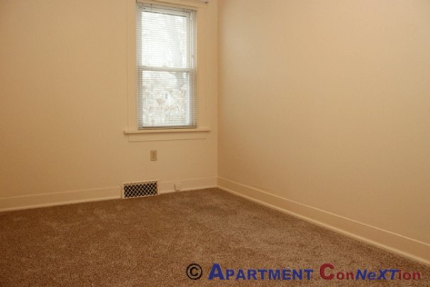 Bedroom 3 (or Den/Office)