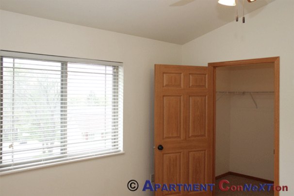 Bedroom 1 Walk-In Closet