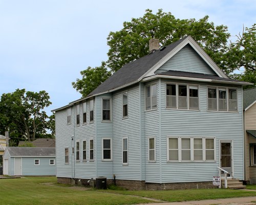 1529 George Street #B La Crosse