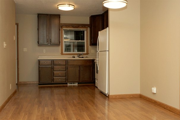 Dining Area to Kitchen