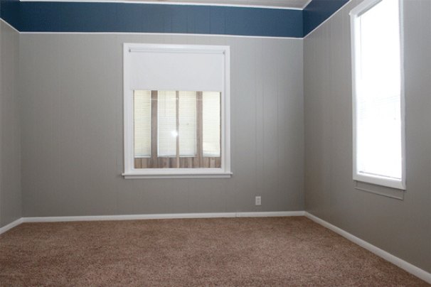 Living Room or Queen Bedroom