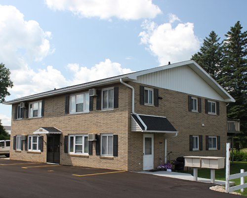 108 Holmen Drive North #5 Holmen