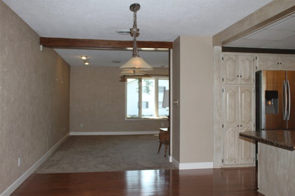 Dining Room (open to kitchen & living room)