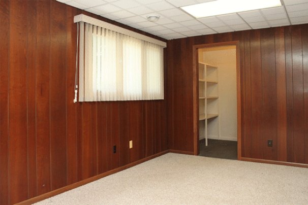 Queen 4th Bedroom (or Den/Study/Office)