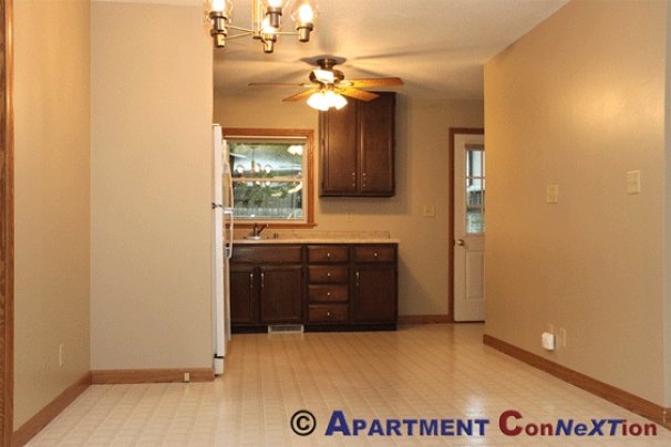 Dining Room & Kitchen