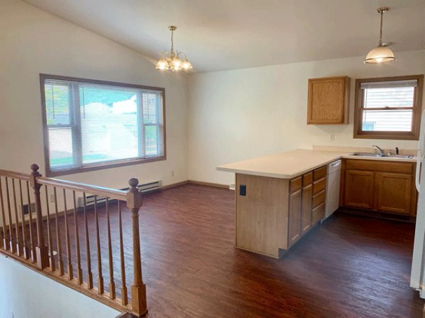 Kitchen & Dining Room