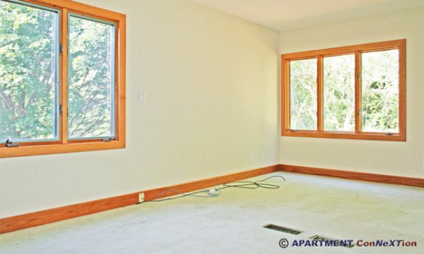 Master Bedroom (upper floor)