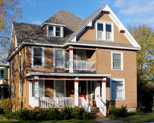 905 Cass Street La Crosse