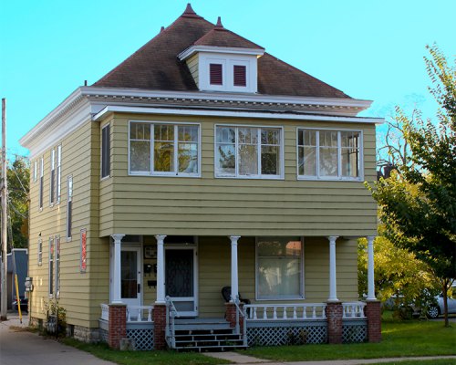 912 Main Street La Crosse