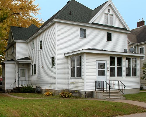 623 5th Avenue South La Crosse