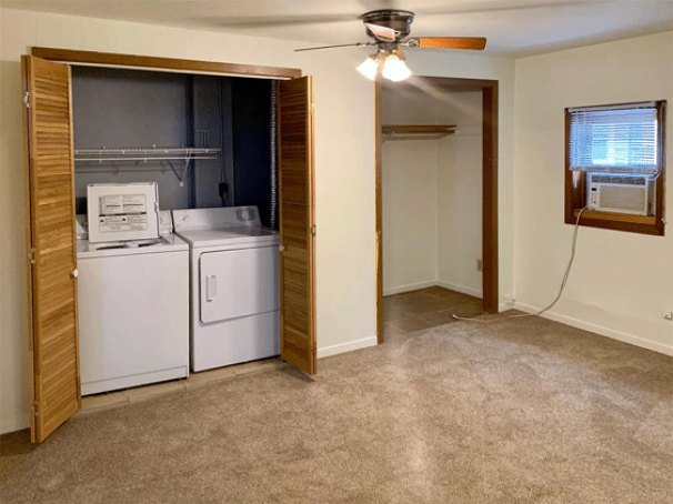 Washer/Dryer in Unit