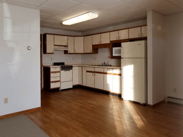 Kitchen with Lots of Cabinet Space
