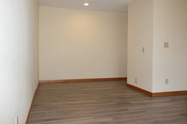 Living Area to Sleeping Area & Alcove