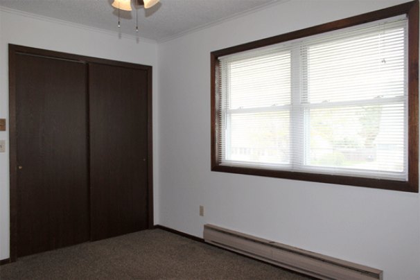 Bedroom 1 Walk-In Closet