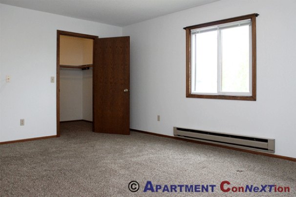 Bedroom 1 Walk-In Closet