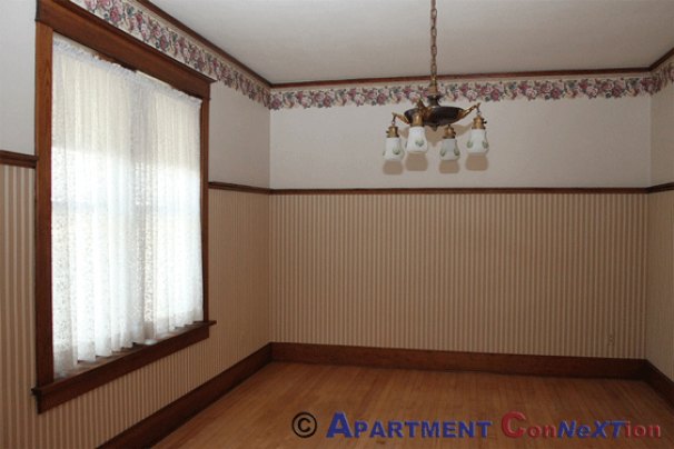Formal Traditional Dining Room