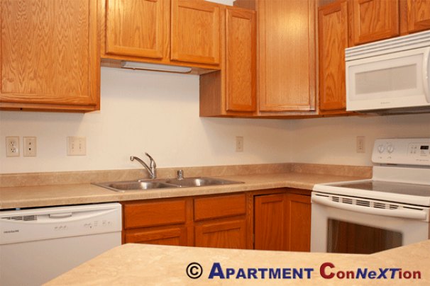 Kitchen with Snack Bar Counter
