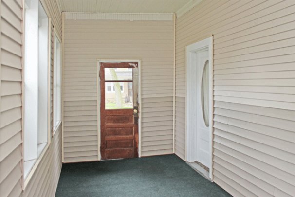 Enclosed Front Porch