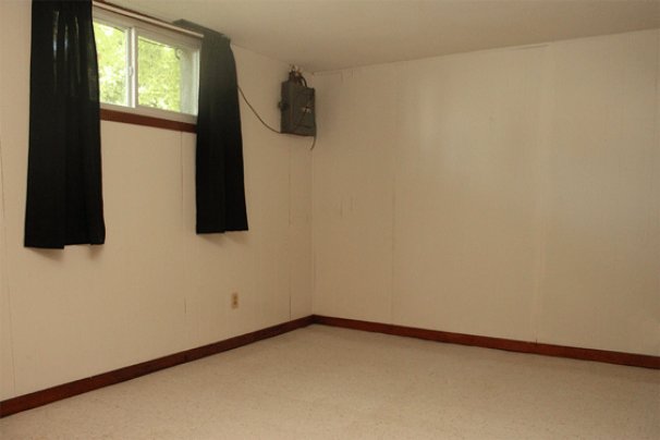 Bonus Room (Lower Level)